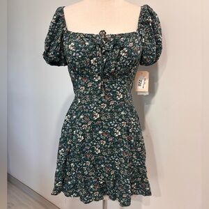 Dizzy Lizzy Elegant Green Floral Mini Dress